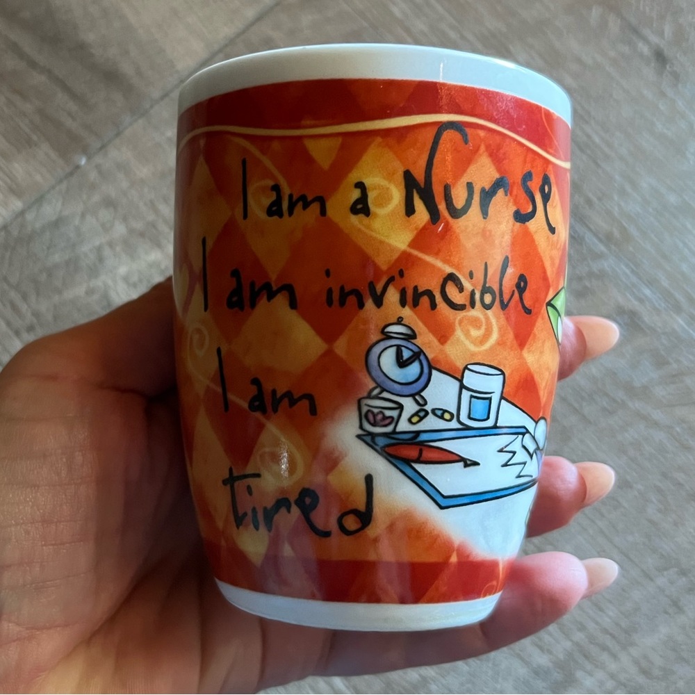 History & Heraldry porcelain nurse tea or coffee cup…🫖